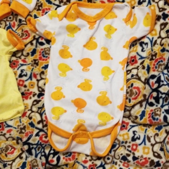 Complete Pj Set - Picture 2 of 8